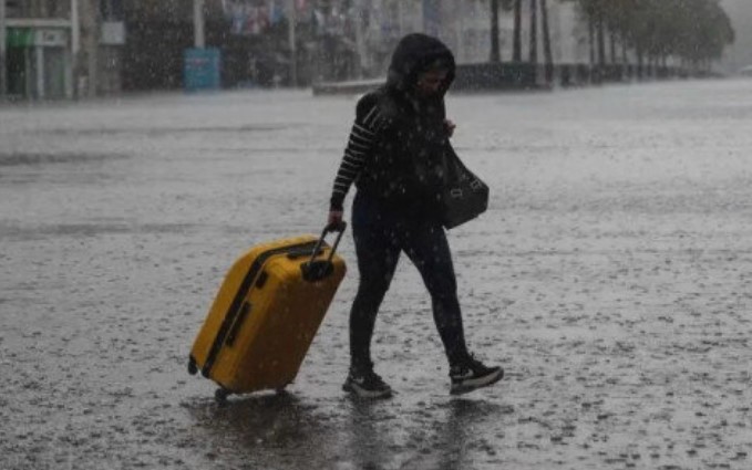 Meteoroloji saat verip uyardı: Sekiz ilimizde çok şiddetli sağanak yağış bekleniyor...